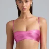 Kennedy Metallic Denim Cropped Bralette i dyp rosa