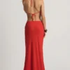 Keona mid-rise maxi-skjørt med splitt i Chilli Red