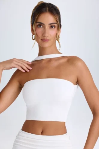 Khai bandeau-top med choker-detaljer i hvitt