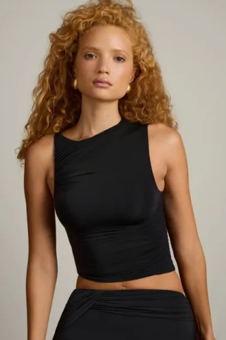 Kirbie asymmetrisk rynket tank-top i svart