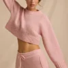 Kort strikket genser i ribbestrikk i Blush Pink