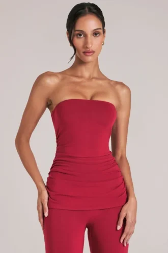 Leni Bandeau Longline Top i kirsebærrød