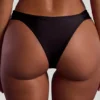 Maui Cheeky bikinitruser med brede stropper og perledekor i svart