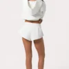 Mid-Rise Shorts i Milk