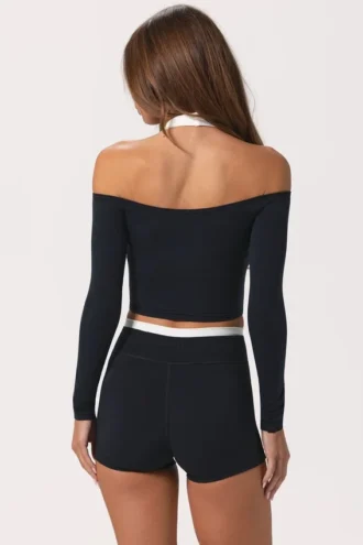 Myk jersey-top med bare skuldre i svart