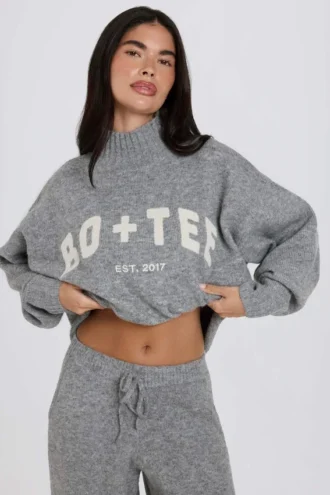 Myk strikket oversized genser i grått