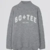 Myk strikket oversized genser i grått