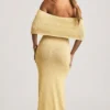 Naia Bouclé off-shoulder maxikjole i gult