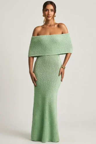 Naia Bouclé off-shoulder maxikjole i mint