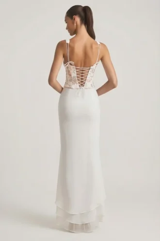 Nathalia Embellished Plunge Ruffled Corset Maxikjoler i elfenben