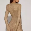 Nevina pyntet asymmetrisk bodycon-minikjole i gull