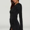 Nevina pyntet asymmetrisk bodycon-minikjole i svart