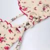 Noia Micro Triangle Bikini Top i rødt blomstermønster