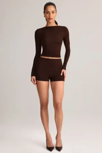Noor Modal høye bodycon-shorts i sjokoladebrun