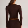 Noor Modal høye bodycon-shorts i sjokoladebrun