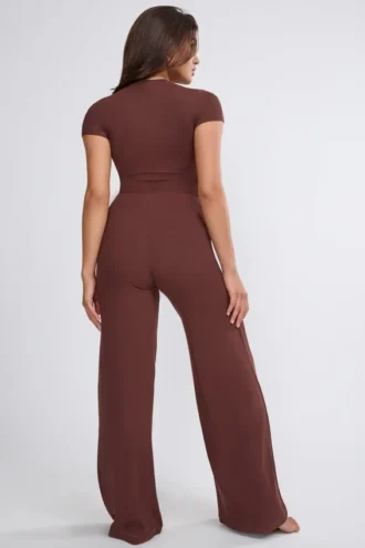 Nour Tall Mid Rise Wide Leg Trouser i Chocolate