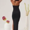 Oceane Cut Out Halter Neck Floor Length Maxikjoler i svart