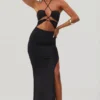 Oceane Cut Out Halter Neck Floor Length Maxikjoler i svart
