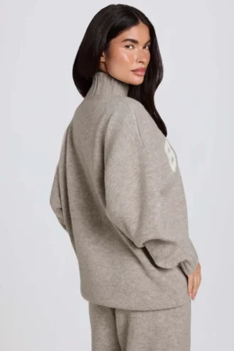 Oversized genser i myk strikk i beige