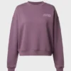 Oversized genser med rund hals i Dusk