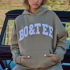 Oversized hettegenser i myk oliven