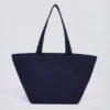 Oversized totebag i klassisk marineblå