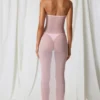 Papeete Ruched Bandeau Midi-kjole i myk rosa