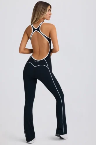 Petite Soft Active jumpsuit med åpen rygg i svart