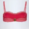 Portbou bandeau-bikinitopp med volanger i rød gingham