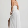 Pryana Plunge Cross-Back Maxi-kjole i hvitt