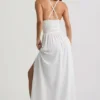 Pryana Plunge Cross-Back Maxi-kjole i hvitt