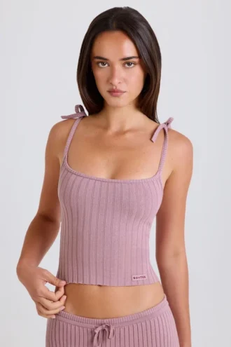 Ribbestrikket tank-top med knyttebånd i mauve