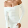 Rosanna off-shoulder minikjole med rynker i vanilje