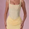 Rosina Mesh Draped Bridesmaid Kjole i Butter Yellow