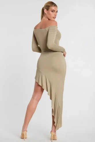 Roxana langermet off-the-shoulder-maxikjole i modal-kasjmirblanding i taupe