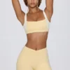 Rynkede minishorts i sitronmarmor
