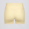 Rynkede minishorts i sitronmarmor
