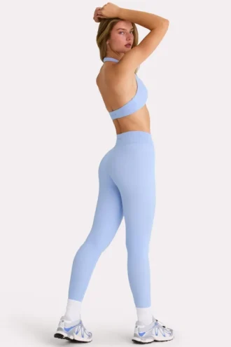 Soft Active leggings i full lengde i fargen Sky