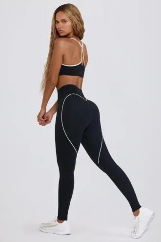 Soft Active leggings med middels høy midje i svart