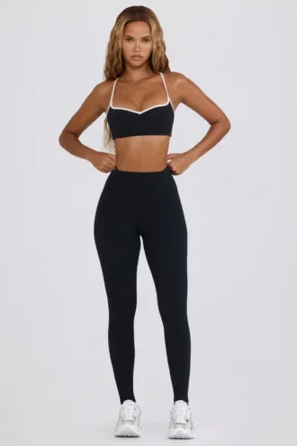 Soft Active leggings med middels høy midje i svart