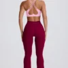 Soft Active leggings med V-formet linning, lommer og utvidet ben i burgunder