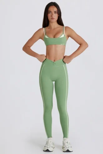 Soft Active leggings med vridd front i grønn