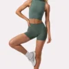Soft Active minishorts med høy midje i khaki