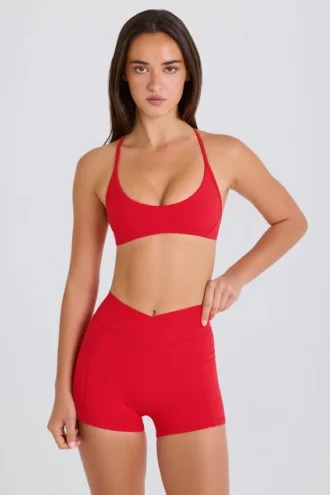 Soft Active Pocket V-Waist Mini Shorts i jordbærrød