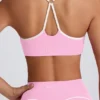 Soft Active sports-BH med hjerteformet utringning i babyrosa