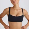 Soft Active Sports-BH med kontrastkant i svart
