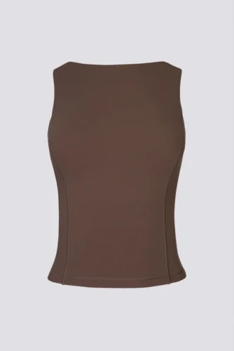 Soft Active-tanktop med båthals og åpen rygg i farge Cocoa