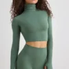 Soft Active turtleneck crop top i khaki