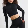 Soft Active turtleneck-crop-top i svart