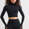 Soft Active turtleneck-crop-top i svart